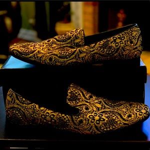 Amazing Gold/Black Formal Shoes by Georgio Brutini